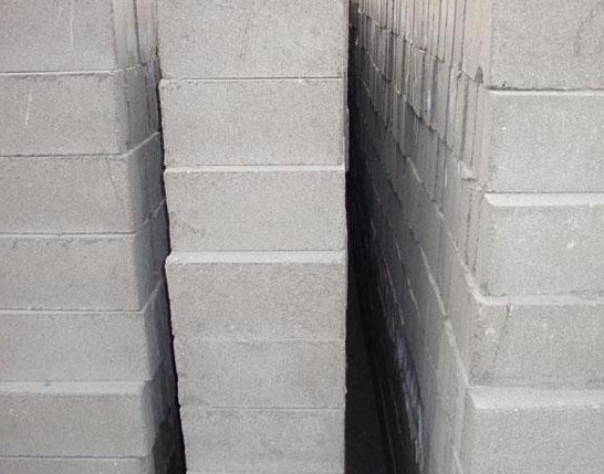 水泥砖隔墙施工