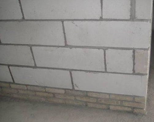 水泥砖隔墙施工